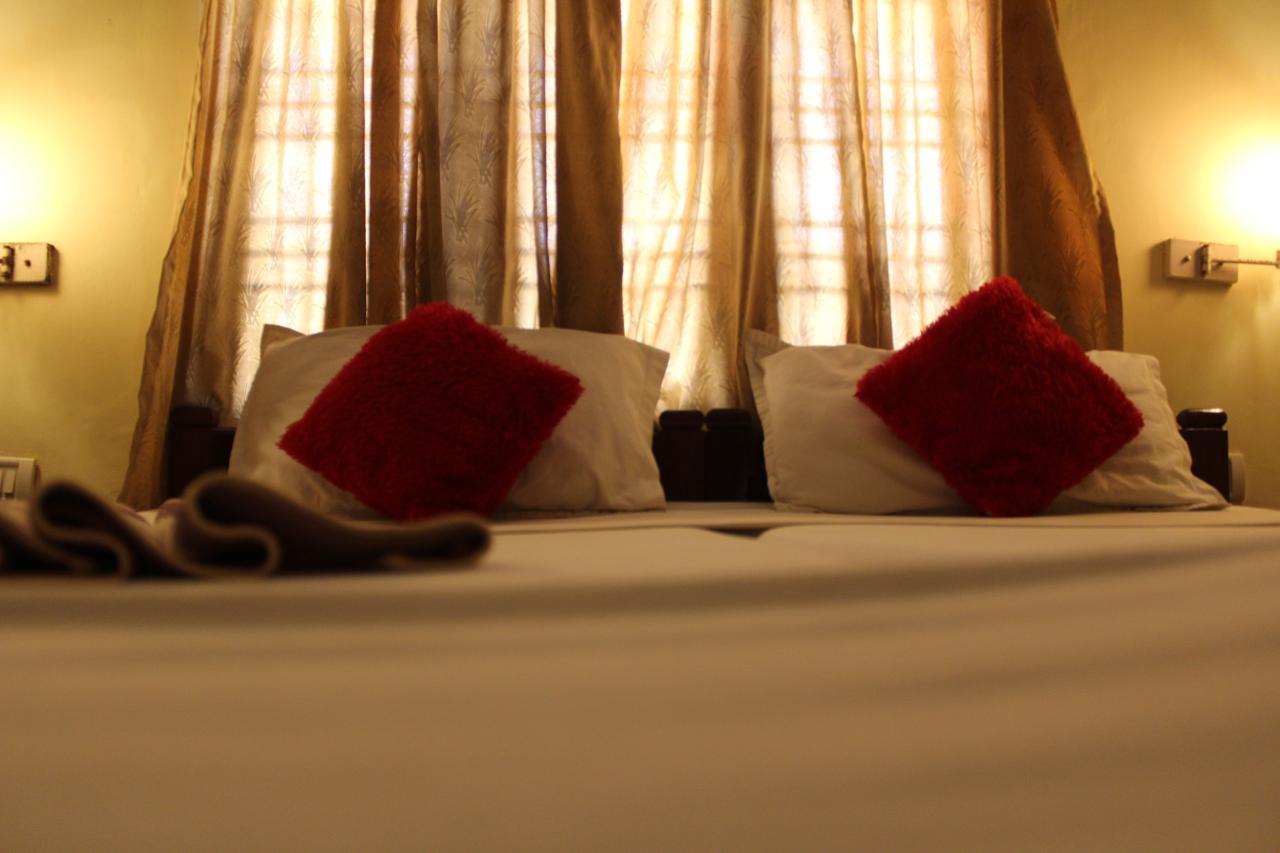 Hotel Sea View Palace - The Beach Hotel Kovalam Exterior foto