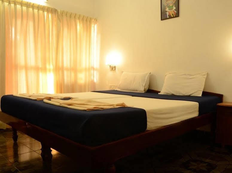 Hotel Sea View Palace - The Beach Hotel Kovalam Exterior foto